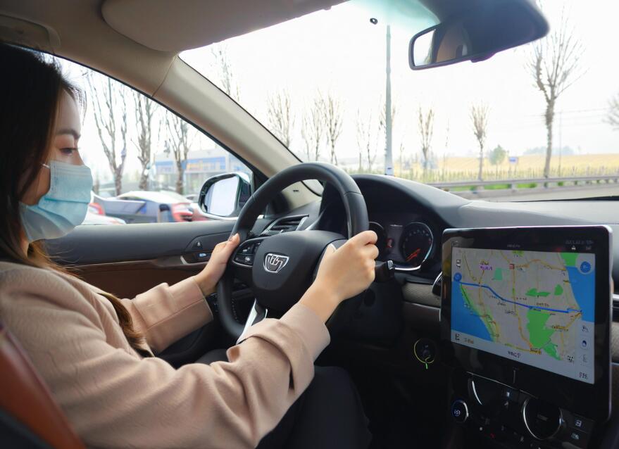 2025年10月科目二考试如果第一次没过，第二次机会要重新排队吗？